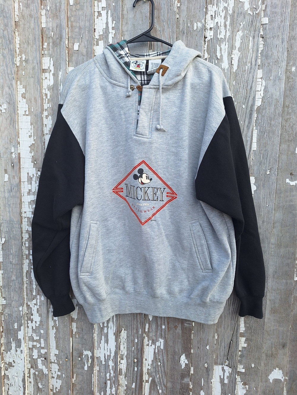 Vintage Disney Gray & Black Mickey Hooded Pullover Sweatshirt Size XL